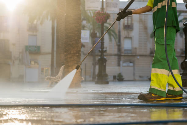 Fence Pressure Washing in Palm Springs, CA